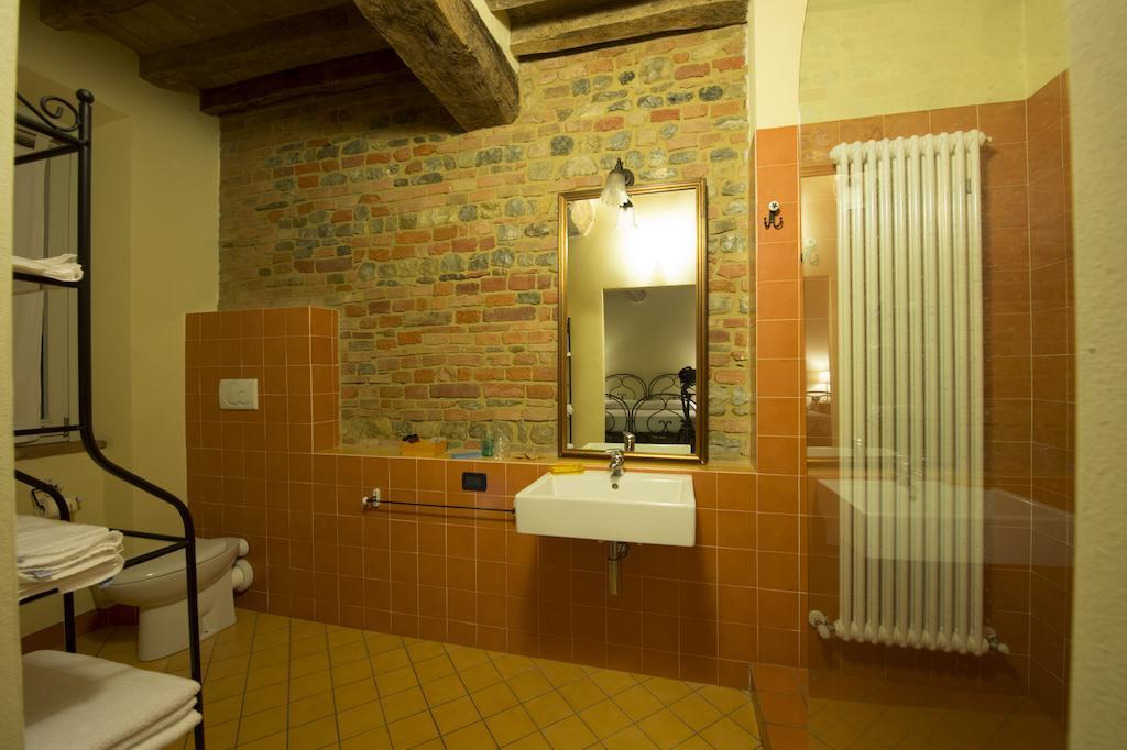 Agriturismo Arte Contadina フィオレンツオーラ・ダルダ 部屋 写真